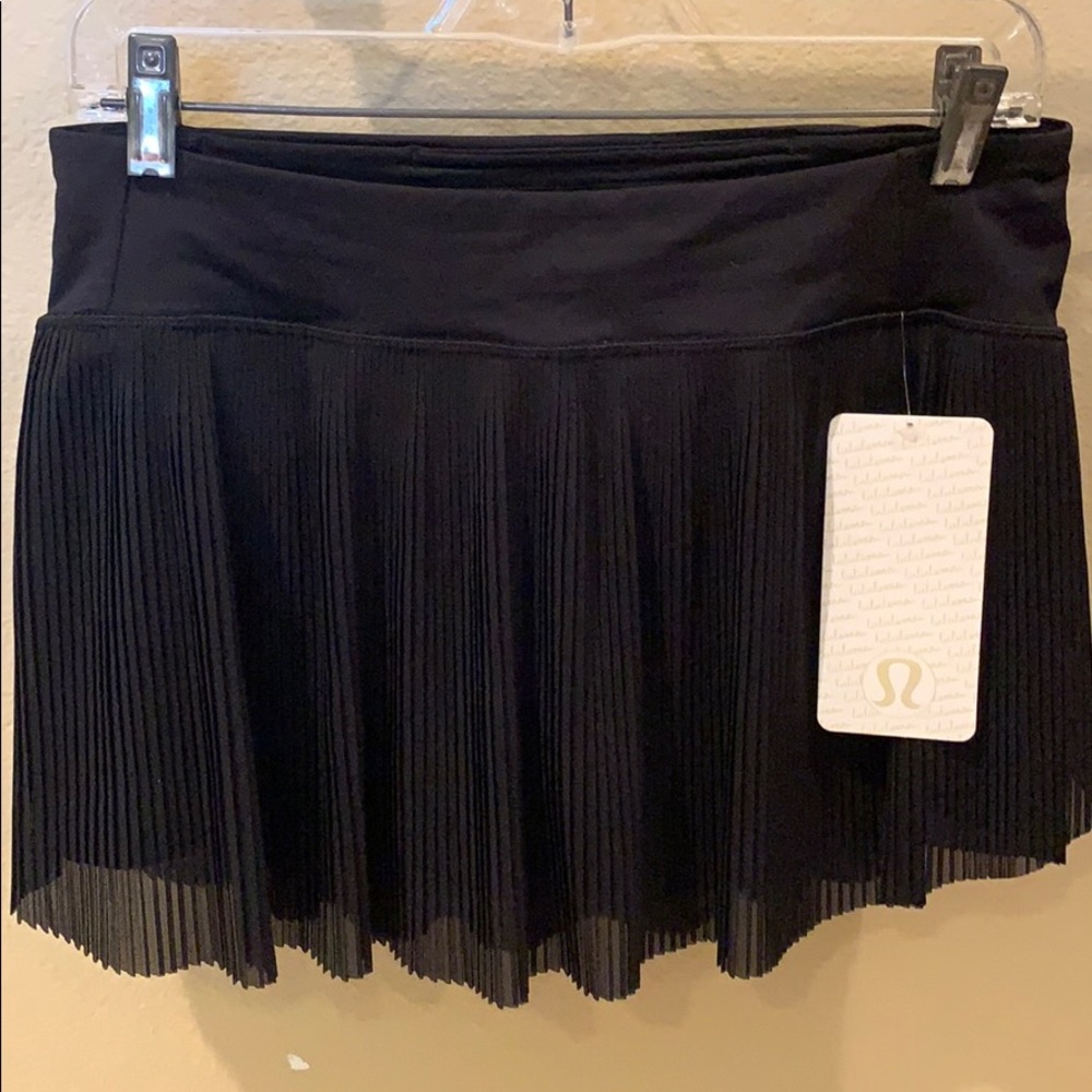 Lululemon. Just Pleat It tennis skirt.